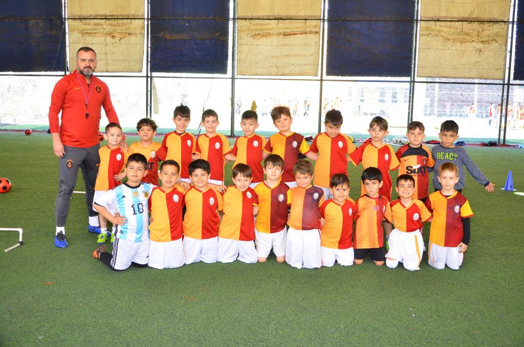serik-futbol-okulu-16-.jpeg