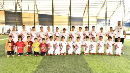 ÇOCUKLAR NEDEN FUTBOL OYNAMALI?